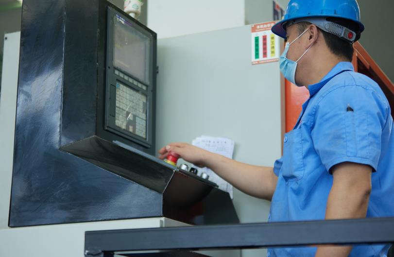 回轉(zhuǎn)支承廠家與高校合作，推動(dòng)產(chǎn)學(xué)研深度融合