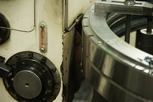 如何選擇合適的回轉(zhuǎn)支承？